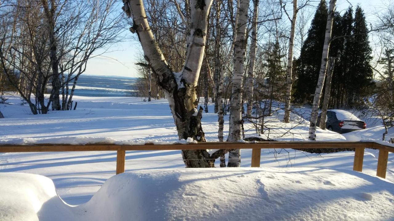 La Nef Bleue Villa Tadoussac Exterior photo