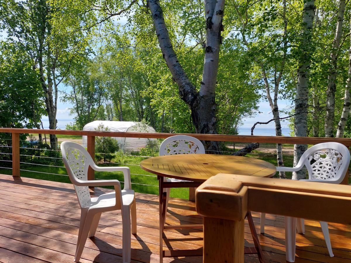 La Nef Bleue Villa Tadoussac Exterior photo
