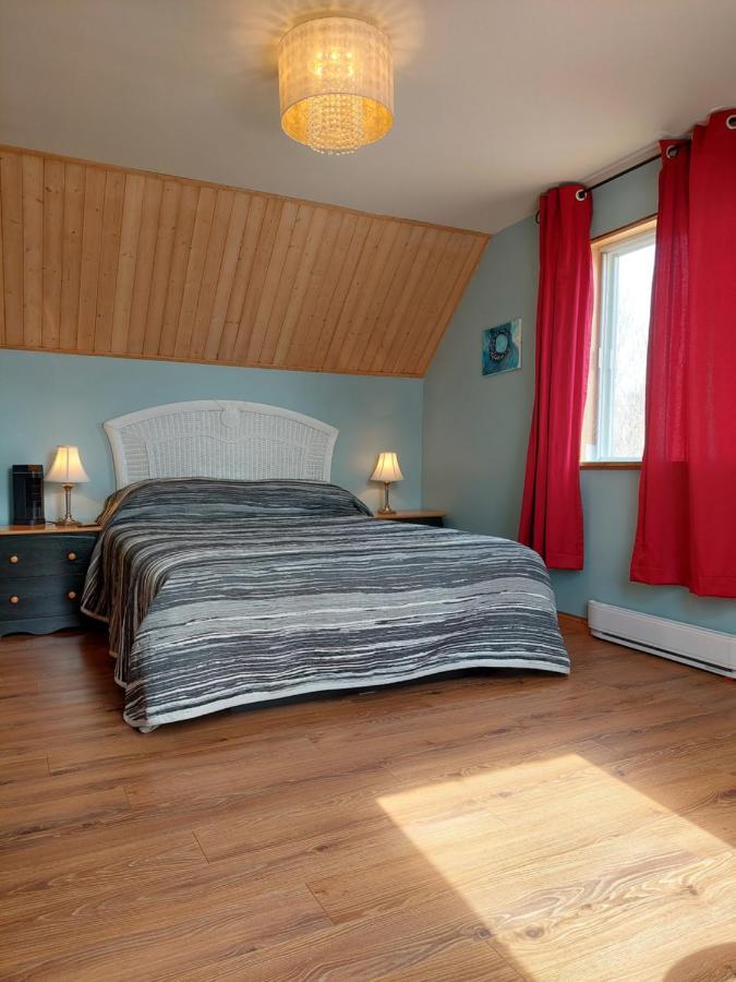 La Nef Bleue Villa Tadoussac Exterior photo