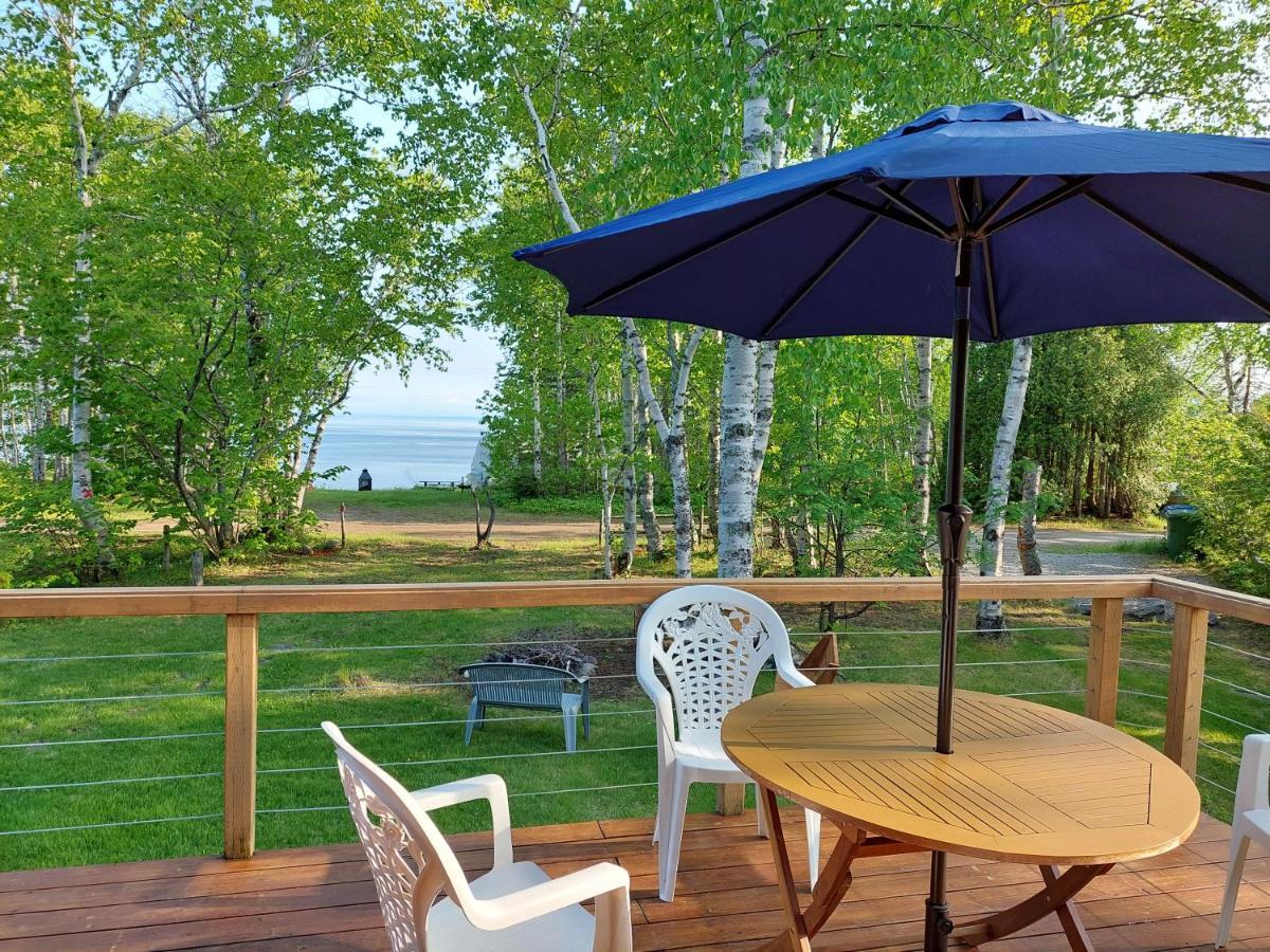 La Nef Bleue Villa Tadoussac Exterior photo